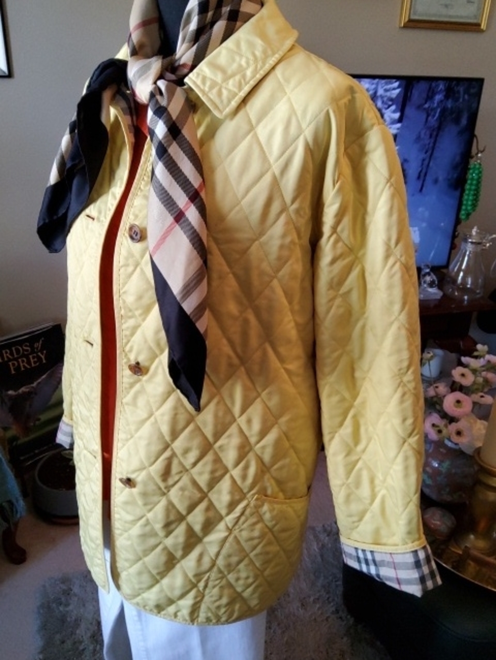 "Authentic" Burberry Quilted Jacket, "Womens" Size Large. - Picture 2 of 9